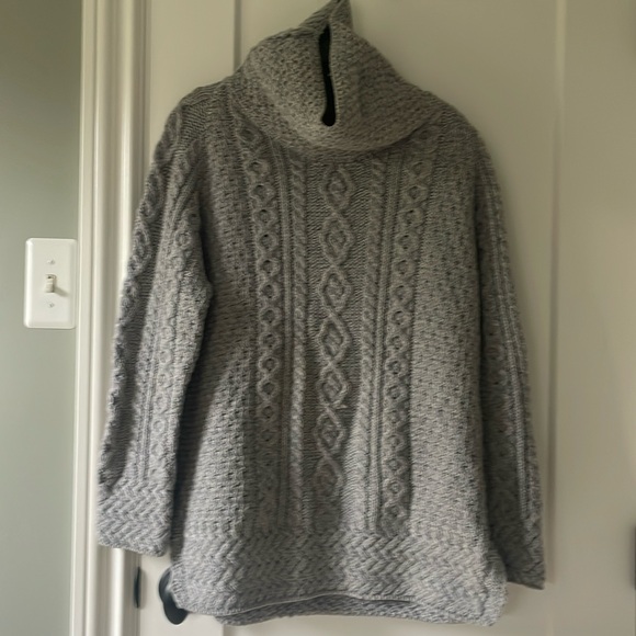 Long gray Aran sweater large - Picture 1 of 8